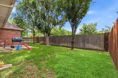1235 Clearwater Drive, Grand Prairie, TX 75052 - Photo 21