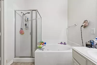 1235 Clearwater Drive, Grand Prairie, TX 75052 - Photo 17