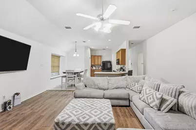 1235 Clearwater Drive, Grand Prairie, TX 75052 - Photo 11
