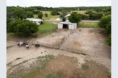 418 S Broadway Street, Meridian, TX 76665 - Photo 19