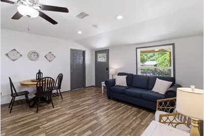 10015 Shoreline Drive, Wills Point, TX 75169 - Photo 7