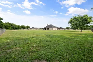 1052 Kessler Rd, Weatherford, TX 76087 - Photo 33