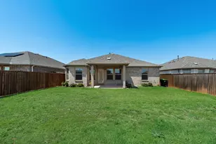 14216 Aberavon Dr, Pilot Point, TX 76258 - Photo 19