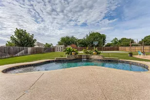 1635 Desert Hills Dr, Fort Worth, TX 76052 - Photo 35