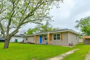 230 Davis Ave, Stephenville, TX 76401 - Photo 3