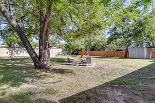 230 Davis Ave, Stephenville, TX 76401 - Photo 11