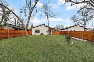 718 E Crawford St, Denison, TX 75021 - Photo 39
