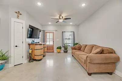 718 E Crawford Street, Denison, TX 75021 - Photo 15