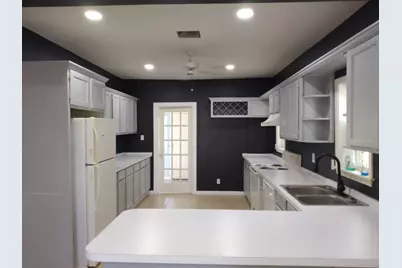 1726 Bagby Avenue, Waco, TX 76706 - Photo 3