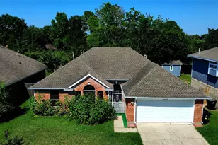 13618 Sablegrove Ln, Houston, TX 77014 - Photo 3