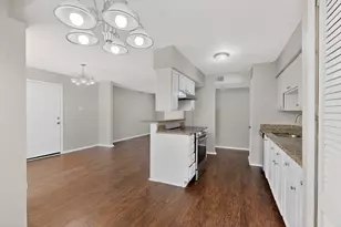 2718 Wesleyan Dr, Irving, TX 75062 - Photo 15