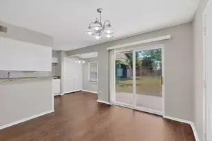 2718 Wesleyan Dr, Irving, TX 75062 - Photo 11