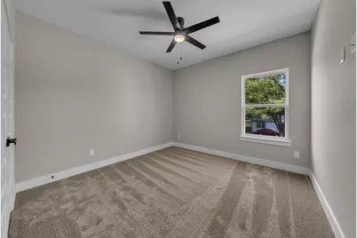 225 NW 16th Street, Grand Prairie, TX 75050 - Photo 29