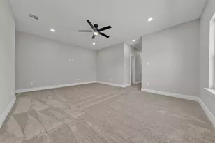 225 NW 16th St, Grand Prairie, TX 75050 - Photo 33