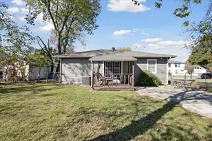 306 N Walnut St, Roanoke, TX 76262 - Photo 13
