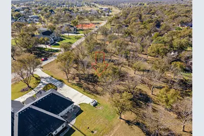 8009 W Landings Road, Granbury, TX 76049 - Photo 11