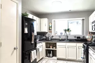 8300 O Hara Ln, Fort Worth, TX 76123 - Photo 9