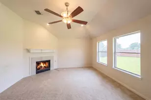 1435 Fleetwood Cove Dr, Grand Prairie, TX 75052 - Photo 5