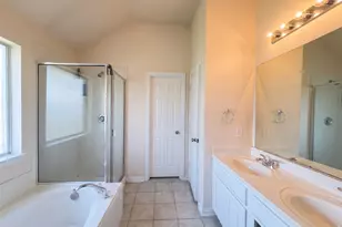 1435 Fleetwood Cove Dr, Grand Prairie, TX 75052 - Photo 21