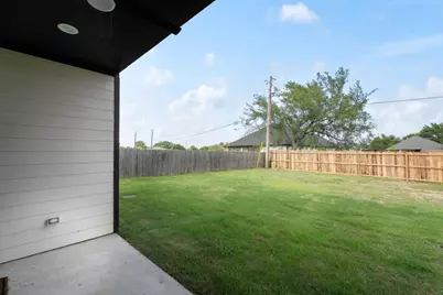 228 E Windjammer Road, Gun Barrel City, TX 75156 - Photo 17