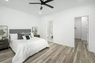 228 E Windjammer Rd, Gun Barrel City, TX 75156 - Photo 9