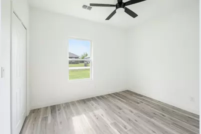 228 E Windjammer Road, Gun Barrel City, TX 75156 - Photo 13