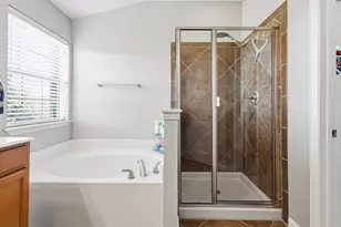 1530 Biltmore Ln, Irving, TX 75063 - Photo 23