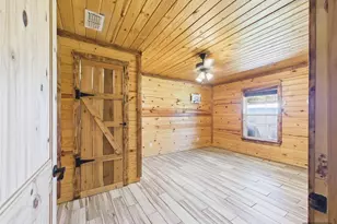 18253 Fm 3079, Chandler, TX 75758 - Photo 17