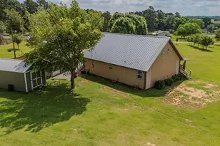 18253 Fm 3079, Chandler, TX 75758 - Photo 33