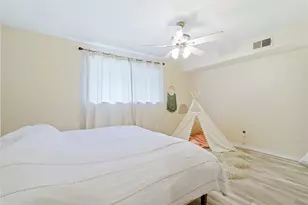 7707 Meadow Park Dr, Dallas, TX 75230 - Photo 13
