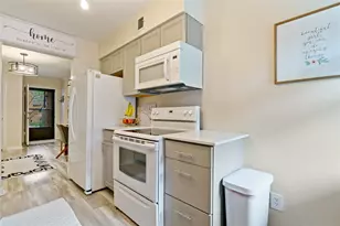 7707 Meadow Park Dr, Dallas, TX 75230 - Photo 9