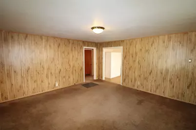 431 W Collins Street, Stephenville, TX 76401 - Photo 9