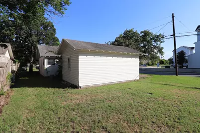 431 W Collins Street, Stephenville, TX 76401 - Photo 7