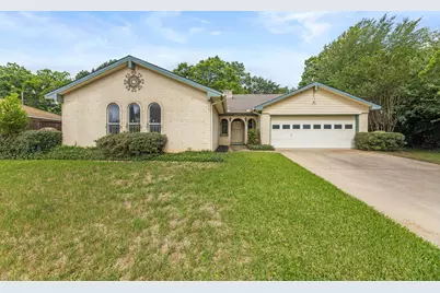 2502 Ashbury Drive, Arlington, TX 76015 - Photo 1