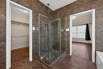 205 Lake Village Drive, McKinney, TX 75071 - Photo 5