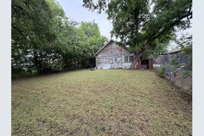 941 E Baltimore Avenue, Fort Worth, TX 76104 - Photo 5