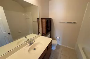 106 Constitution Dr, Euless, TX 76040 - Photo 19