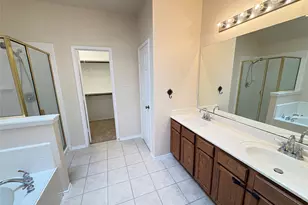 106 Constitution Dr, Euless, TX 76040 - Photo 13