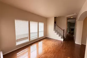 106 Constitution Dr, Euless, TX 76040 - Photo 3