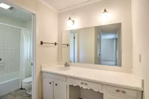 808 S Jefferson St, Pilot Point, TX 76258 - Photo 23