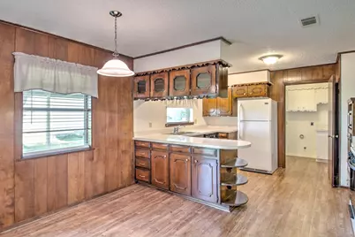 808 S Jefferson Street, Pilot Point, TX 76258 - Photo 9