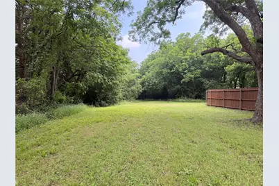 113 Davis Street, Farmersville, TX 75442 - Photo 1