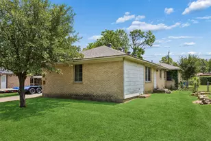 3040 June Dr, Dallas, TX 75211 - Photo 23