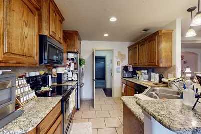 4945 Wild Oats Drive, Fort Worth, TX 76179 - Photo 7