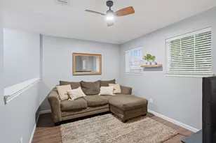 1405 Horseshoe Bend Ct, Fort Worth, TX 76131 - Photo 7