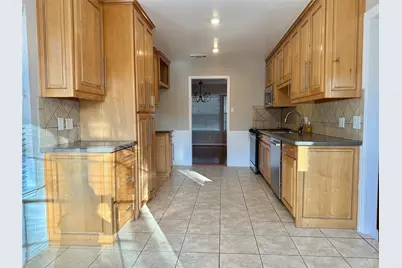 4804 Fawn Valley Court, Arlington, TX 76017 - Photo 13