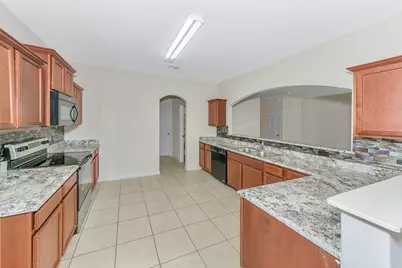 4820 Cedar Springs Drive, Fort Worth, TX 76179 - Photo 9
