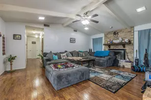 329 Alamosa Dr, Hewitt, TX 76643 - Photo 3