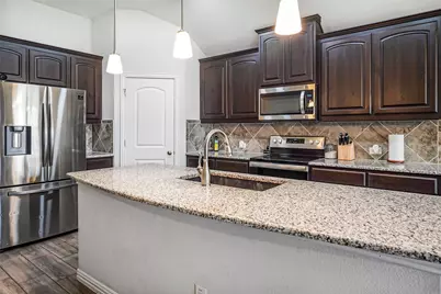425 Escondido Street, Weatherford, TX 76087 - Photo 7