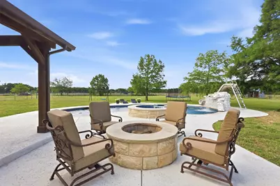 9390 Lakeridge Drive, Princeton, TX 75407 - Photo 7